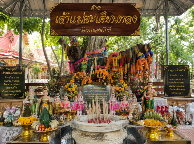 ศาลเจ้าแม่ตะเคียนทอง วัดหนองผักชี ตำนานความศักดิ์สิทธิ์ ขอพรโชคลาภแห่งย่านสะพานใหม่